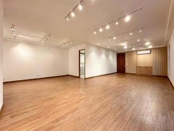 Oficina en Arriendo en Av. Del Parque Ciudad Empresarial