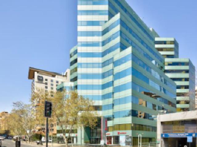 Oficina en Arriendo en Av. El Bosque Norte con Isidora Goyenechea