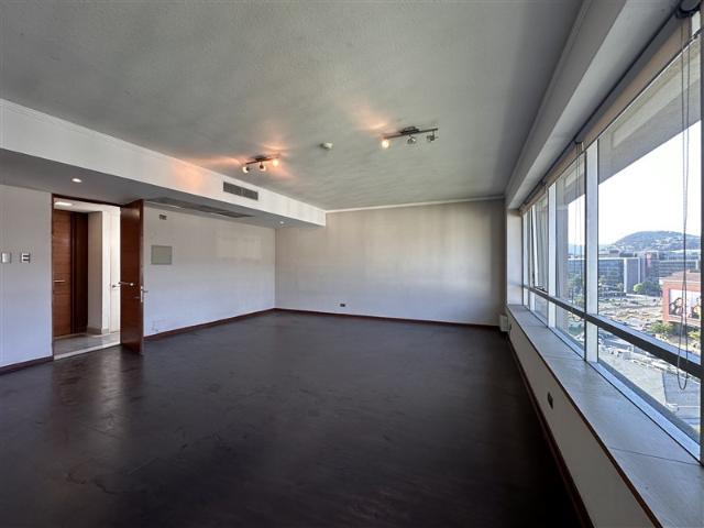 Oficina en Arriendo en Av La Dehesa 1200, Lo Barnechea