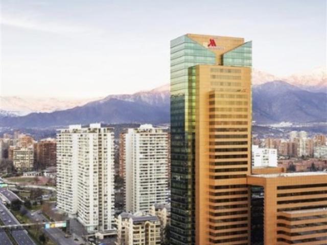 Oficina en Arriendo en Avenida Kennedy / Hotel Marriott