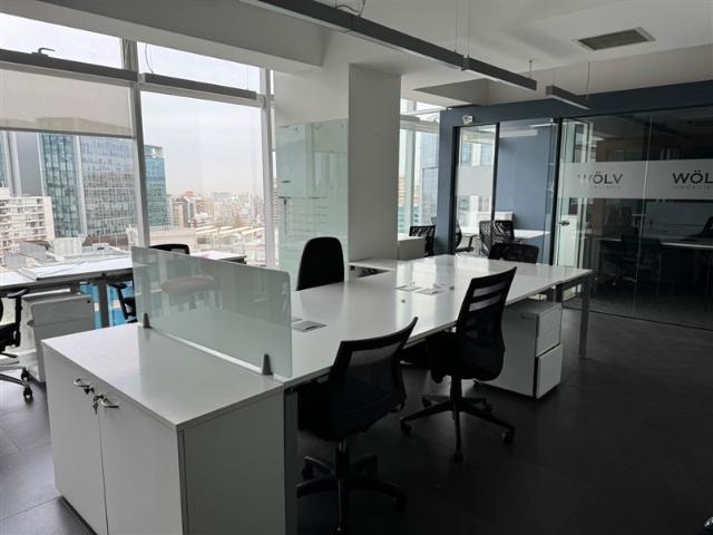 Oficina en Arriendo en Amoblada! Oficina en mejor sector de negocios de Las Condes
