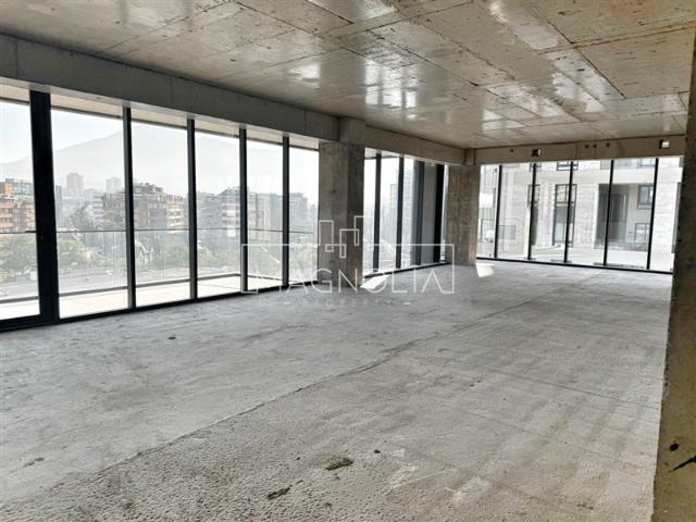 Oficina en Arriendo en Cercano a futura línea 7 del metro, buena conectividad