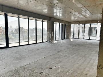 Oficina en Arriendo en Cercano a futura línea 7 del metro, buena conectividad