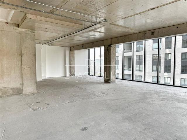 Oficina en Arriendo en Cercano a futura línea 7 del Metro, buena conectividad