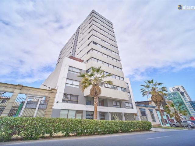 Oficina en Arriendo en Edificio Dharma Centro Financiero