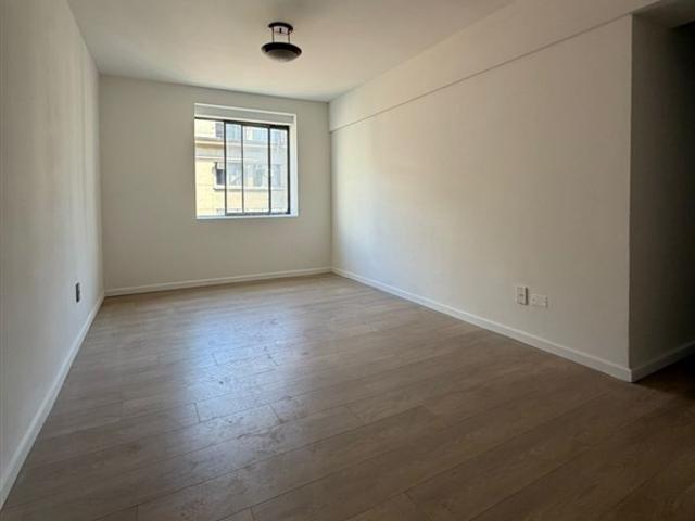 Oficina en Arriendo en Estado / Moneda / Oficina recién remodelada