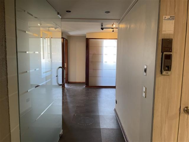 Oficina en Arriendo en Las Urbinas/Providencia