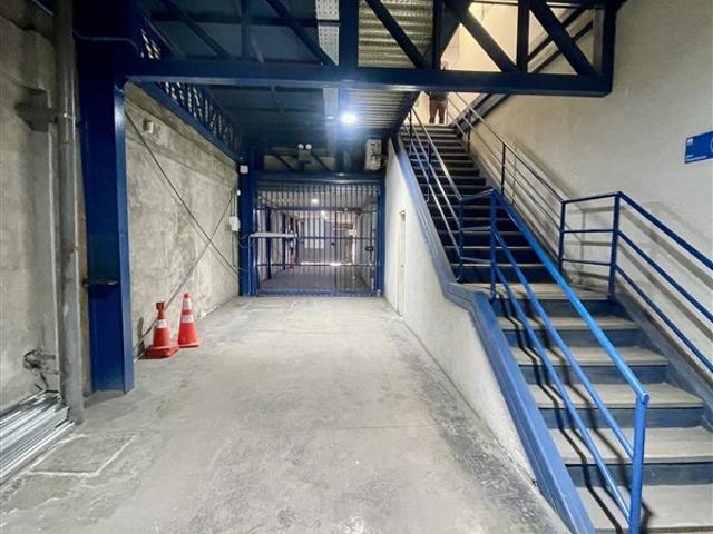 Oficina en Arriendo en Santa Elena / Av. Matta