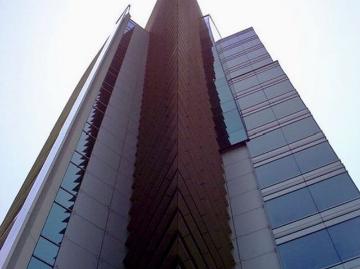 Oficina en Arriendo en Torre Paris/ Metro Los Leones
