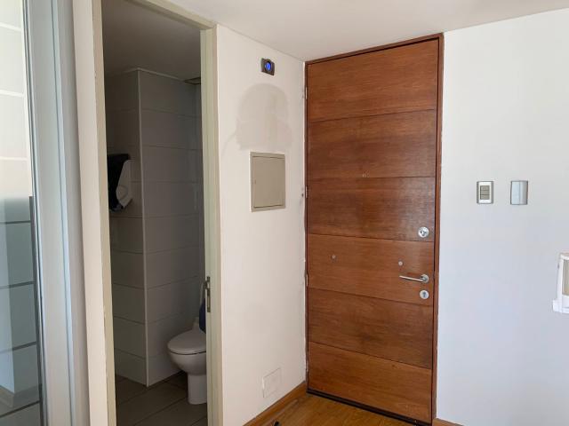 Oficina en arriendo La DEHESA FRENTE PORTAL LA DEHESA