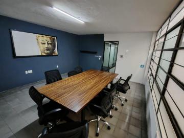 Oficina en Centro Magno
