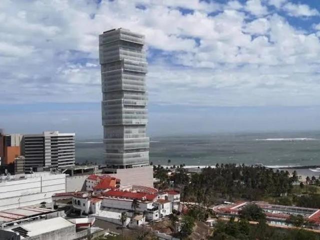 Oficina en Exertia piso 21