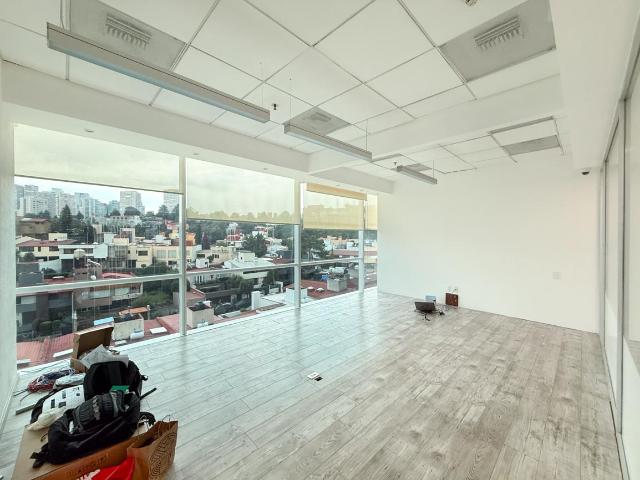 Oficina en InterlomasOFICINAS EN RENTA INTERLOMAS EN EDIFICIO ACQUA CON 2 PRIVADOS 4 ESTACIONAMIENTOS