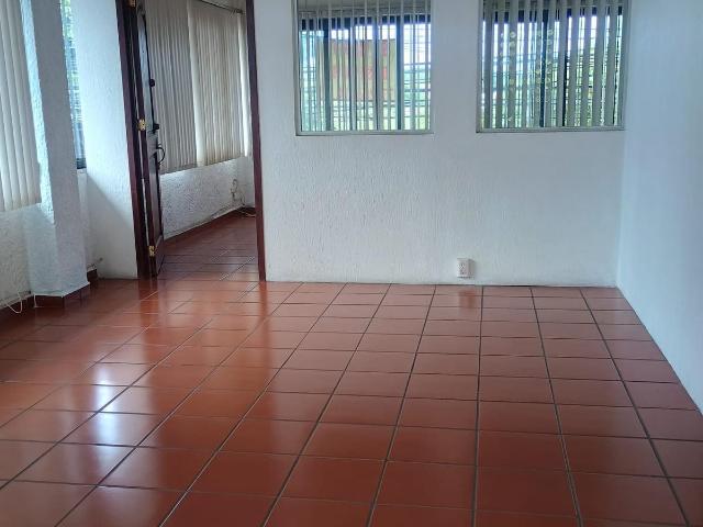 Oficina en Lomas de La Selva