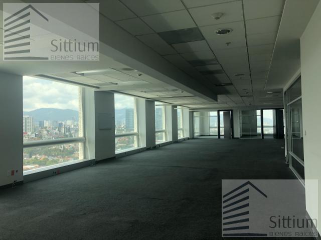 Oficina en Renta Arcos Bosques II Piso 23 461m2