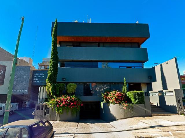 OFICINA EN RENTA BLVD. CAMPESTRE, 280 M2