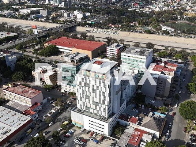 OFICINA EN RENTA DE 159 M2, EN TORRE PENINSULA TIJUANA B.C