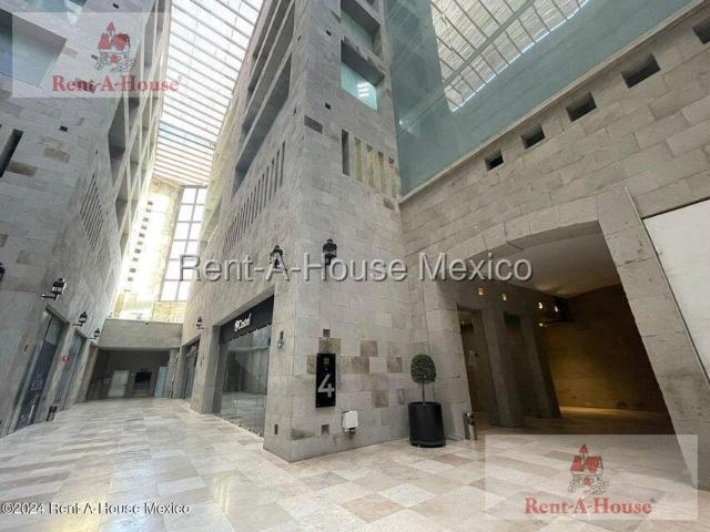 Oficina en Renta en Atizapan de Zaragoza,Hacienda de Valle Escondido RT 26 3189