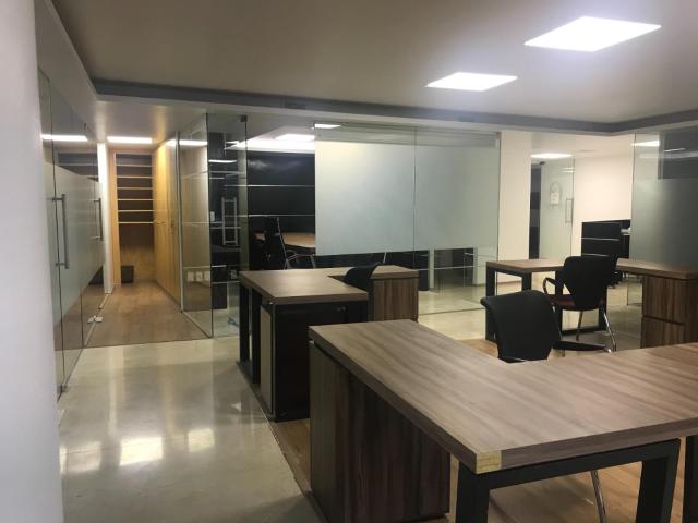 Oficina en renta en Bosques de las Lomas