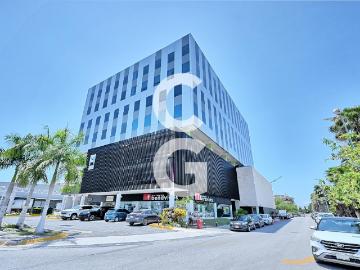 Oficina en Renta en Cancun en Summa Center Cumbres con Excelentes Amenidades