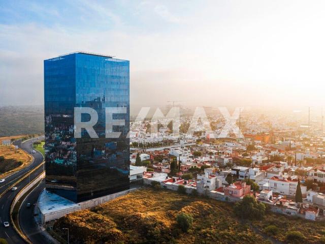 OFICINA EN RENTA EN CORPORATIVO TITANIUM
