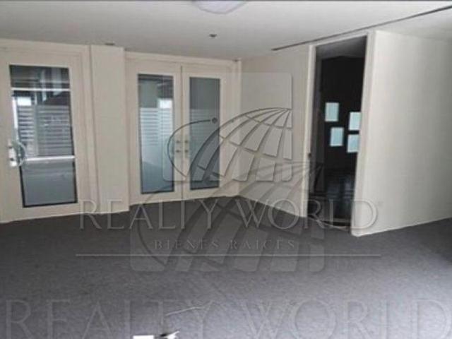 003 00120 OR Oficina en Renta en Valle Oriente