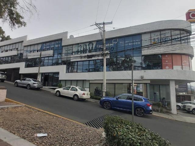 Oficina en renta en Loma Dorada