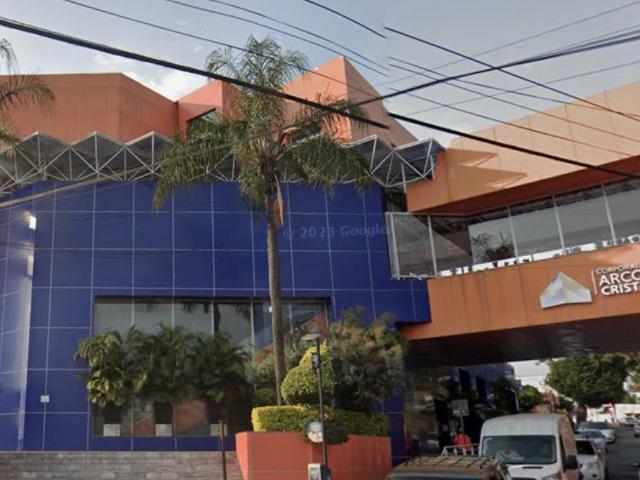Oficina en renta en Plaza Corporativo Arcos Cristal