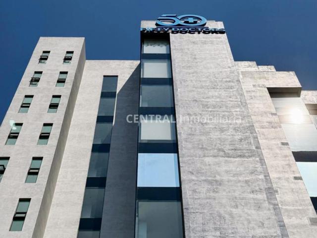 Oficina en Renta la Paz, Puebla Consultorios Fyfty Doctors Piso 9
