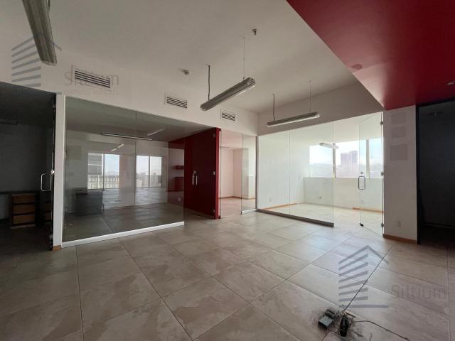 Oficina en Renta Paseo de la Reforma 257.63m2 Piso 4