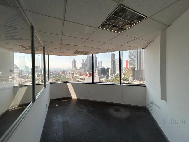 Oficina en Renta Piso 13 738 m2