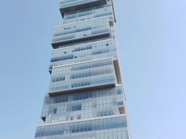 Oficina en RENTA TORRE EXERTIA VISTA AL MAR