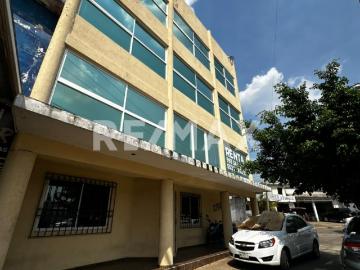 OFICINA EN RENTA UBICADA EN PERIFERICO