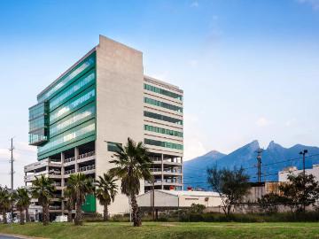 OFICINA EN RENTA VALLE ORIENTE