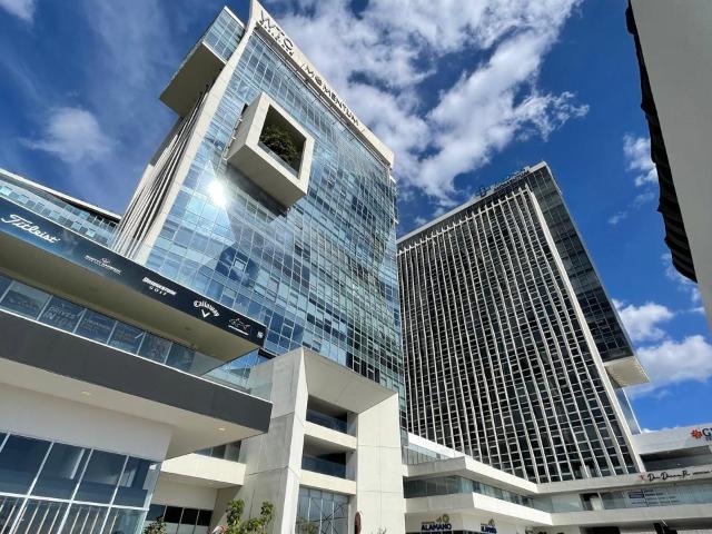 OFICINA EN RENTA WTC MOMENTUM JURIQUILLA