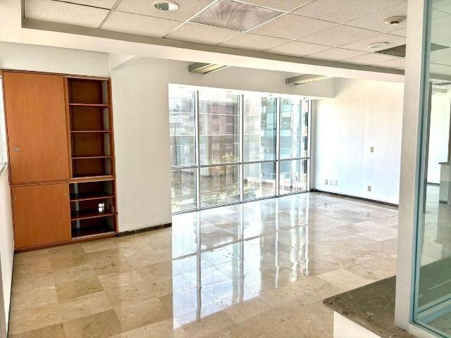 OFICINA EN RENTA $132,600 EN LOMAS DE CHAPULTEPEC I SECC. ALC. MIGUEL HIDALGO