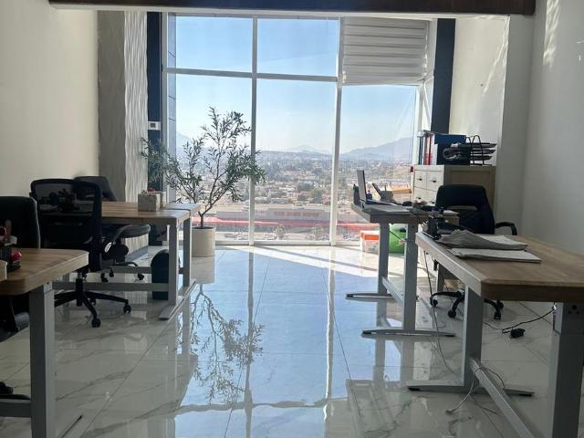 Oficina EN RENTA