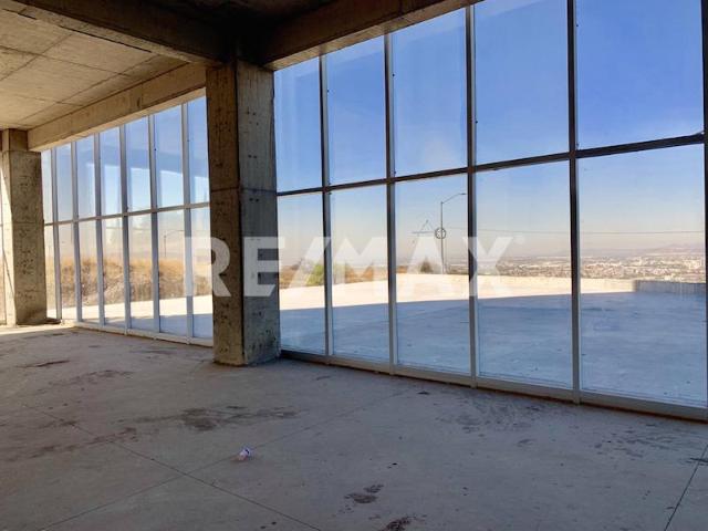OFICINA EN VENTA, CORPORATIVO TITANIUM, EL CAMPANARIO