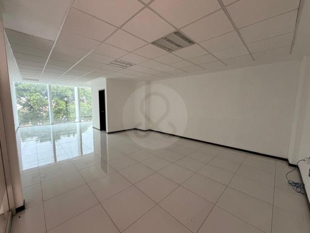 OFICINA EN VENTA EN NICOLAS COPERNICO