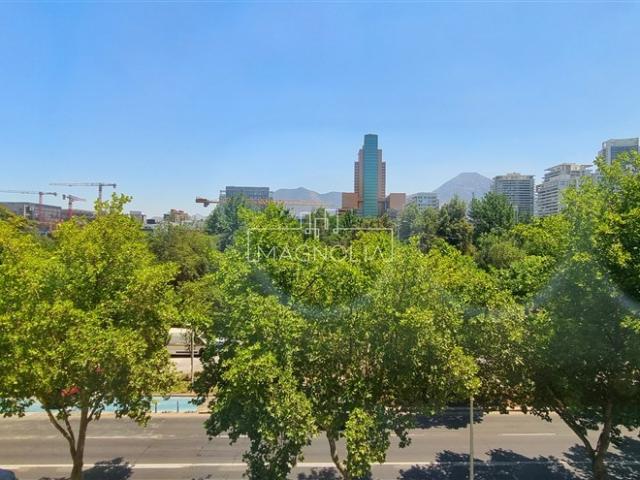 Oficina en Venta en a pasos del parque araucano