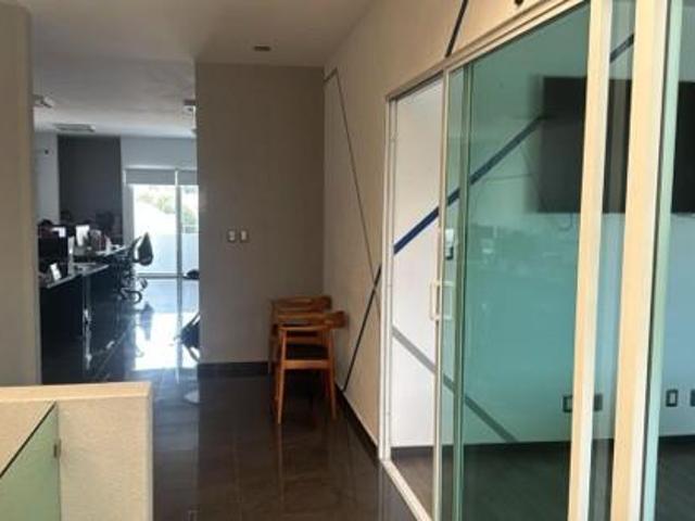 Oficina en venta en Balcones del Valle