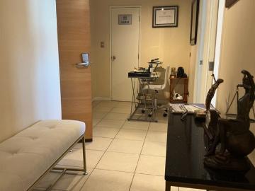 Oficina en Venta en 1 cuadra de plaza de armas