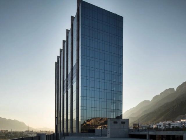 Oficina en venta y renta Col. Santa Mar?a Monterrey