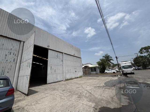 Oficina en Zona industrial Bruno Pagliai