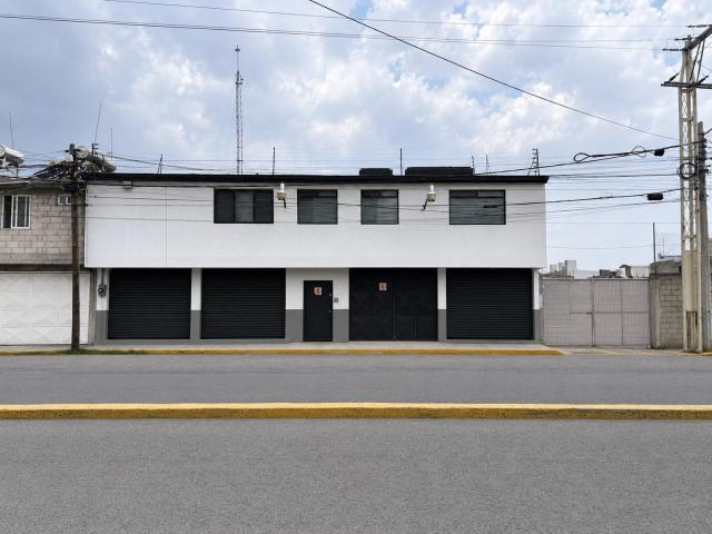 Oficina, locales comerciales y bodega