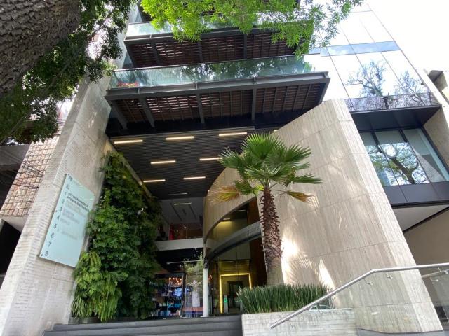 Oficina PH en renta