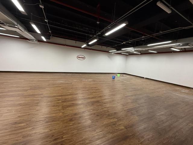 Oficina Renta Bosque de las Palmas 465 m2 Piso 4