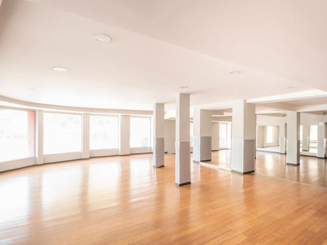 Oficina Renta ?lvaro Obreg?n 465 m2 Piso 3