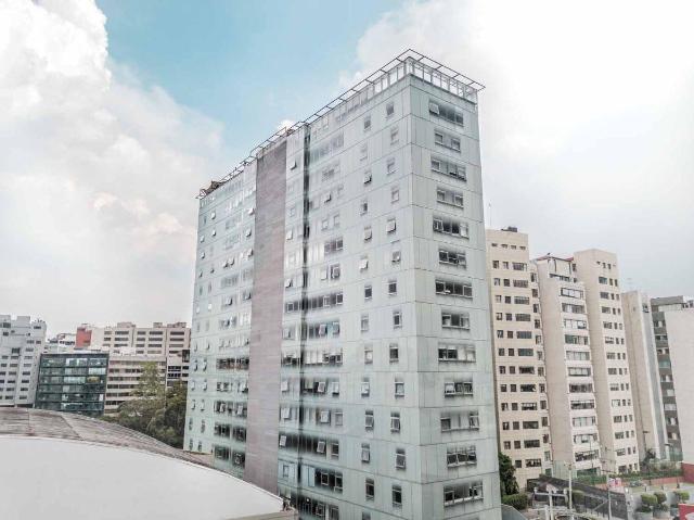 Oficina Renta Lomas de Tecamachalco 329 m2 Piso 2