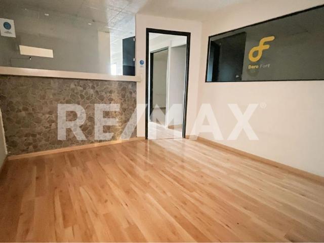 OFICINA 303 COMERCIAL EN RENTA